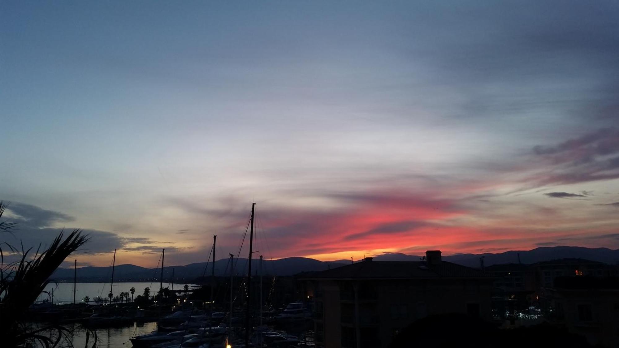 Sublime Vue Mer,Parking,Wifi Fréjus Esterno foto